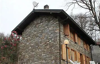 Rustico Grande Terreno Holiday home *